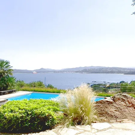 Modern Familly House Porto-vecchio بورتو فيكشْيو